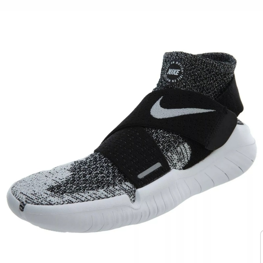 👣NIKE FREE RUN MOTION NWOB🖤